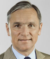 Photo of Dr. Christian Jacobs